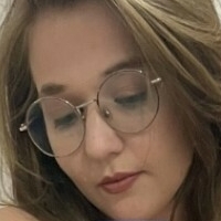 Tiny Valerie Naakt