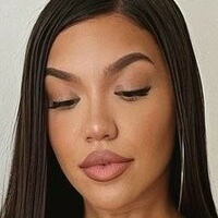 Tiona Fernan Naakt