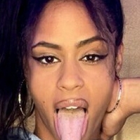 tonguetiedandtwistedd Naakt