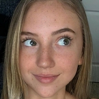 Tori Trevino Naakt