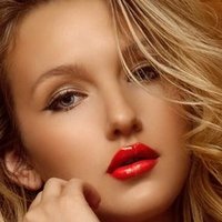 Trista Mikail Naakt