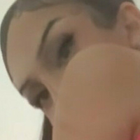 tscuban Naakt