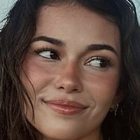 Türkü Su Demirel Naakt