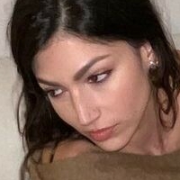 Úrsula Corberó Naakt
