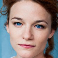 Valerie Pachner Naakt