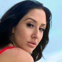 Vanessa Blake Naakt
