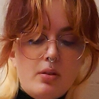 Veloursuicide Naakt