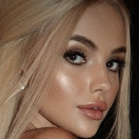 Victoria Real Beauty Naakt