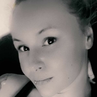 Victoria Reinhardt (Stange) Naakt