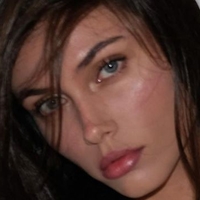 Vika Bronova Naakt