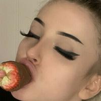 Vikkzy Naakt
