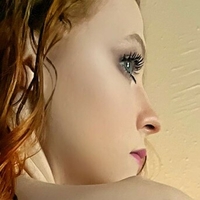 Violet Skye Naakt