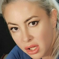 Wet Kelly Naakt