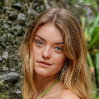 Willow Hand Naakt