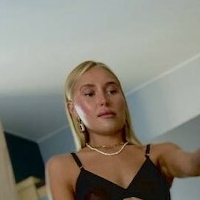 Winona Riley Naakt