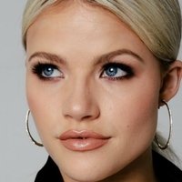 Witney Carson Naakt