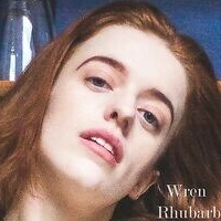 Wren Rhubarb Naakt