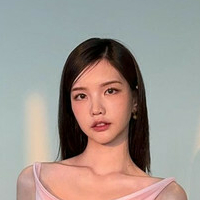 Xooos 수스 Naakt