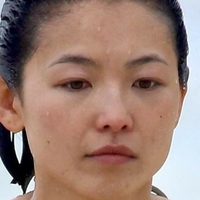 Yan Yan Chan Naakt