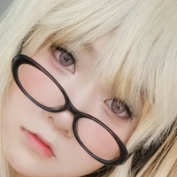 YaoYao Naakt