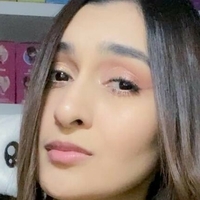Yasi Alba Naakt