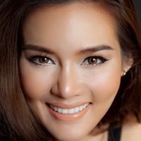 Yayaying Rhatha Phongam Naakt