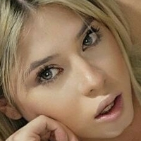 Yessica Doll Naakt