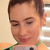Yinyleon Naakt