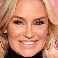 Yolanda Hadid Naakt