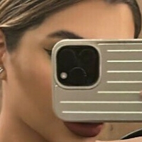 Yris Araujo Naakt