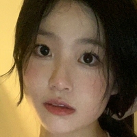 Yumi_0313 Naakt