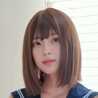 Yuru Rina Naakt