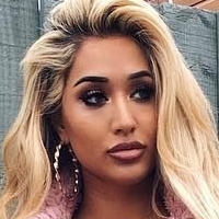 Zahida Allen Naakt