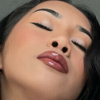 Zella Naakt