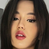 Zhang Naakt